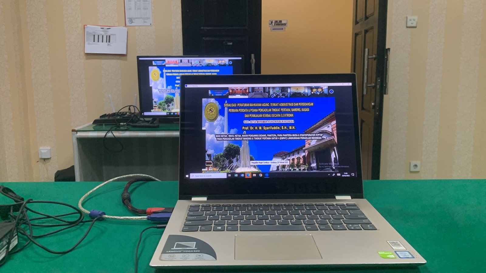sosialisasi layar LCD